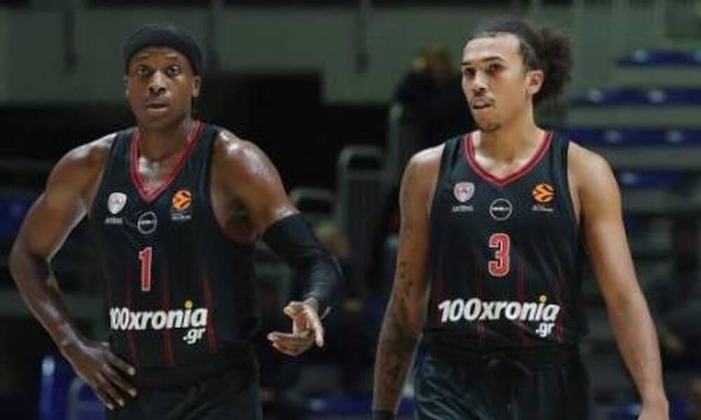 Ολυμπιακός:  «Μέσα» ο Νιλικίνα, «έξω» ο Ουόρντ