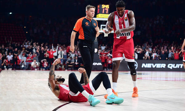 Με το... ζόρι και 31 βολές ο Ολυμπιακός «λύγισε» την «πληγωμένη» Παρί 