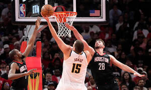 NBA: Οι Νάγκετς πήρε το ντέρμπι στο Χιούστον με clutch Γιόκιτς – Όλα τα αποτελέσματα