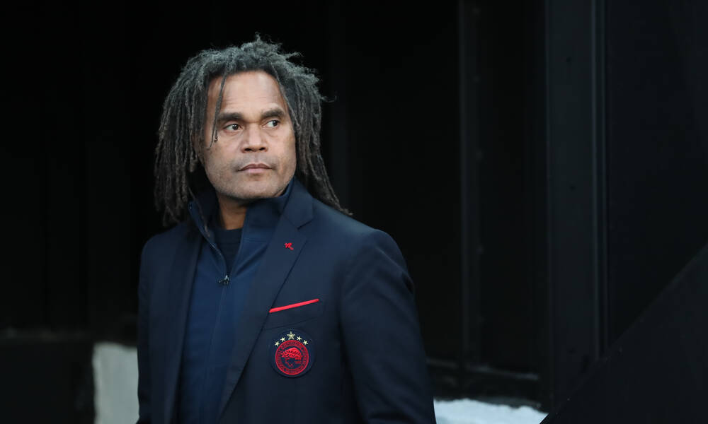 Ολυμπιακός: Τιμή για Καρεμπέ - Πήρε το βραβείο Golden Foot Legend