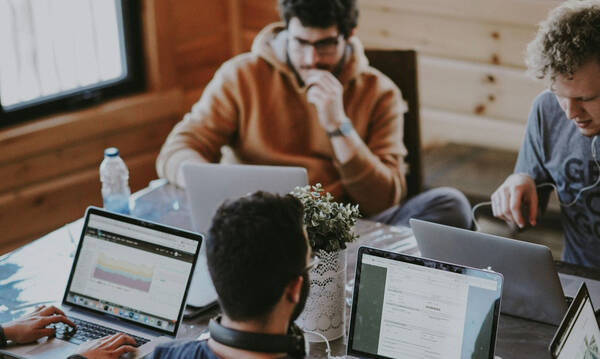 Πότε θα πάρουν σύνταξη οι σημερινοί 20άρηδες - Αύξηση ορίων φέρνει το δημογραφικό