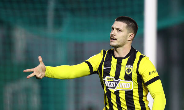 AEK: Ο Γιόβιτς έδωσε όλες τις απαντήσεις σε μια ιστορική βραδιά στη Λεωφόρο