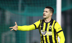 AEK: Ο Γιόβιτς έδωσε όλες τις απαντήσεις σε μια ιστορική βραδιά στη Λεωφόρο