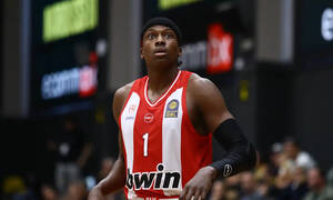 «Μέσα» ο Νιλικίνα, έξω και πάλι ο ΜακΚίσικ