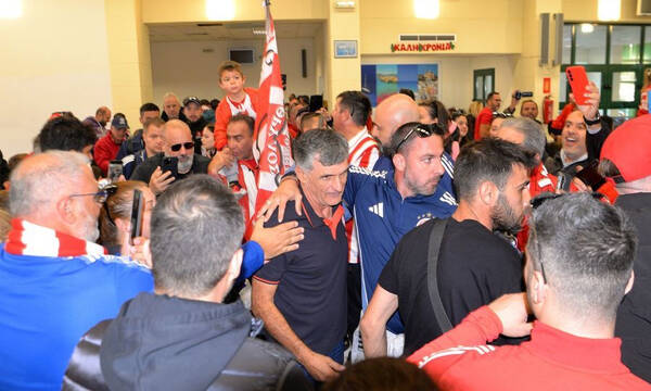 Ολυμπιακός: Θερμή υποδοχή στη Σύρο για τους Πειραιώτες (pics)