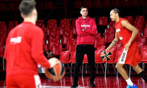  Ενοχλημένος ο Μπαρτζώκας: «Με έχει κουράσει η μεταγραφολογία» 