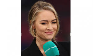 Αγγλία: Η στιγμή που βρετανίδα δημοσιογράφος λιποθυμά σε ζωντανή μετάδοση