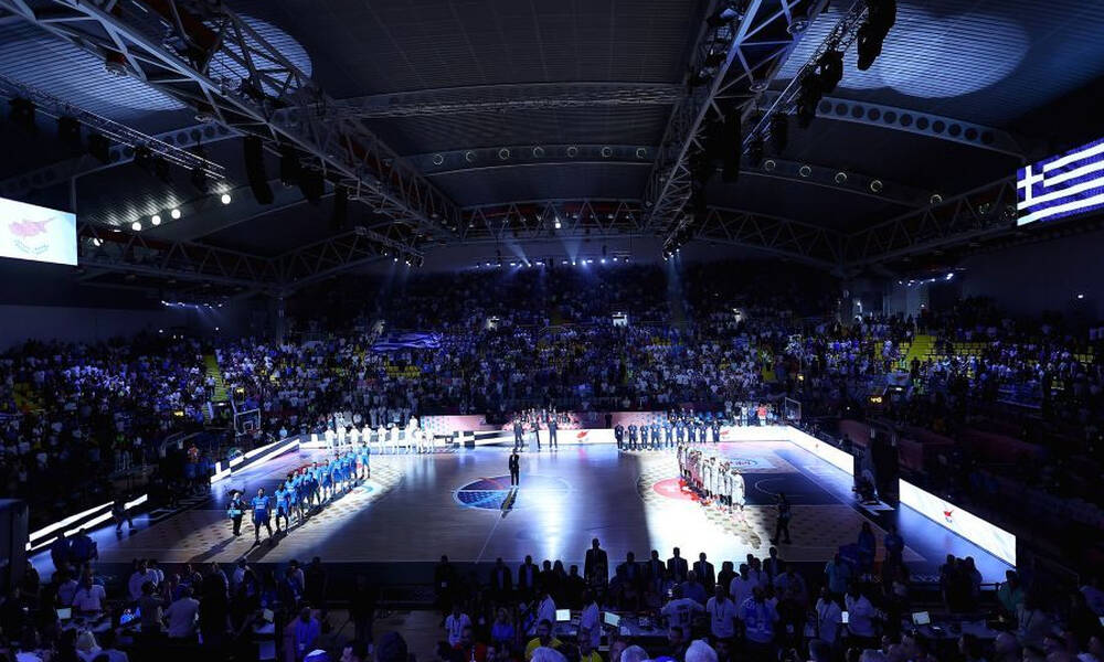 Πρόσκληση στον Ολυμπιακό να αγωνίζεται στην Κύπρο για να φτιαχτεί το ΣΕΦ