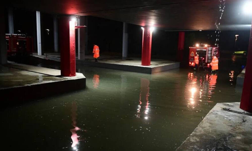 Mega: «Διεθνής διασυρμός, πισίνα το ΣΕΦ - Οι άνθρωποι του Ολυμπιακού δεν εδωσαν λύση»