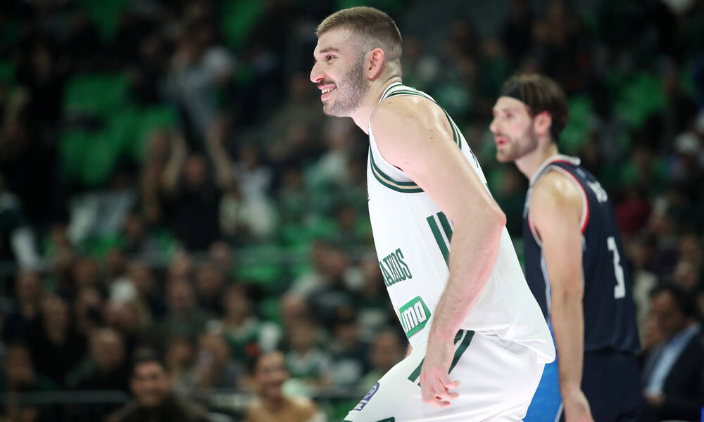 Παναθηναϊκός AKTOR: Το μπουγέλο των «πράσινων» στον Νίκο Ρογκαβόπουλο