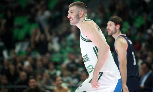 Παναθηναϊκός AKTOR: Το μπουγέλο των «πράσινων» στον Νίκο Ρογκαβόπουλο