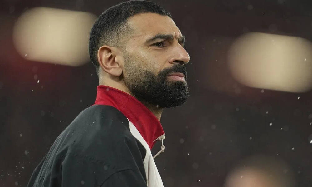 «Βόμβα» στη Λίβερπουλ: Ο Σλοτ άφησε εκτός τον Σαλάχ για τον αγώνα με την Ίντερ