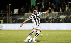 Super League: Κορυφαίος του Νοεμβρίου ο Οζντόεφ