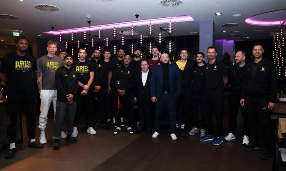 Άρης: Επίσκεψη στο Αμβούργο από τον πρόξενο, Ιωάννη Βικελίδη