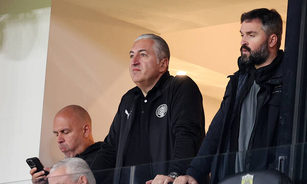 ΑΕΚ - ΟΦΗ: Έξαλλος ο Μπούσης με τη διαιτησία - Τα μηνύματά του (photos)