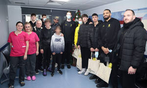 Άρης: Δίπλα σε παιδιά που νοσηλεύονται οι παίκτες της ομάδας