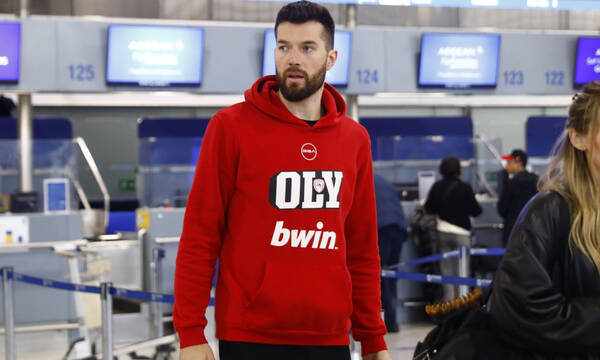 Φωτιά στο εστιατόριο του Άλεκ Πίτερς στο Μικρολίμανο