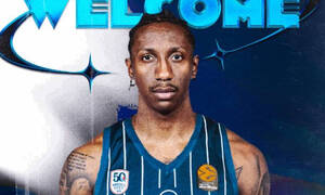 Επίσημα στην Εφές ο Λι 