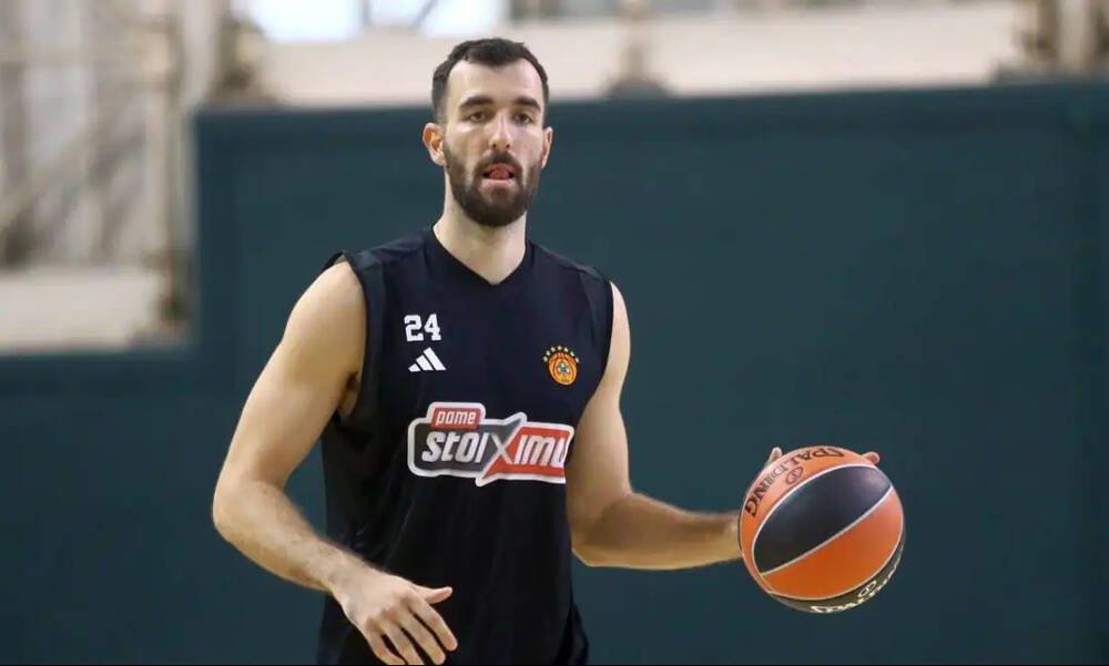 Δανεικός στο Μαρούσι ο Κουζέλογλου