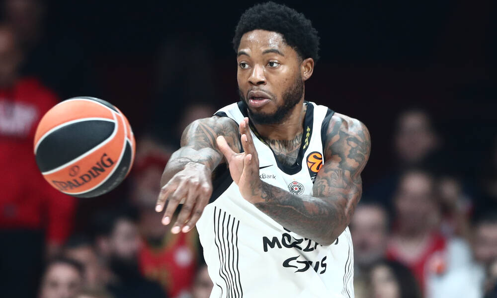 «Τρέχει» για σέντερ η Παρτίζαν, η Μακάμπι θέλει Τζόουνς γράφουν στο Ισραήλ