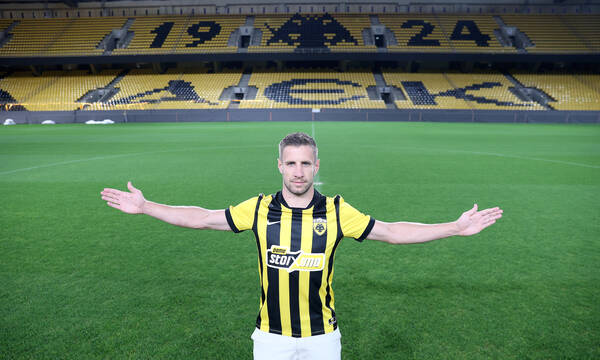 Επίσημο! Στην ΑΕΚ ο Μπάρναμπας Βάργκα – «Κιτρινόμαυρος» έως το 2029 