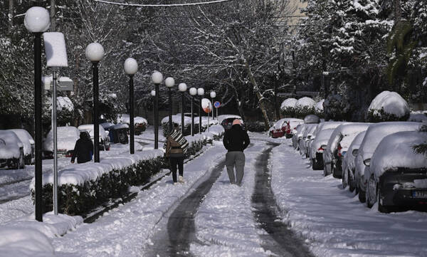 Καιρός: «Κατεβαίνει» η παγωνιά, χιόνια και στα πεδινά από Δευτέρα – Η πρόγνωση Καλλιάνου