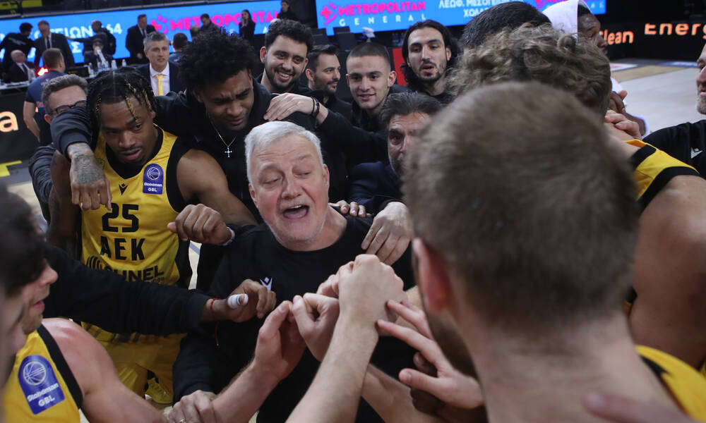 ΑΕΚ: Η αποθέωση του «Φάντομ», της ζωντανής ιστορίας της «Ένωσης» - Η παρακάμερα με Μύκονο (βίντεο)