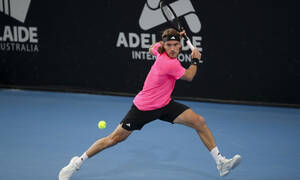 Στέφανος Τσιτσιπάς: Πρόωρος αποκλεισμός στην Αδελαΐδα - Ήττα από Βούκιτς