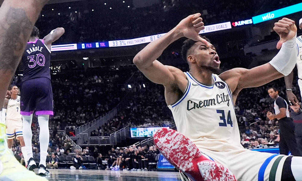 ΝΒΑ: Έκραξε τους φιλάθλους των Μπακς που αποδοκίμαζαν την ομάδα ο Αντετοκούνμπο