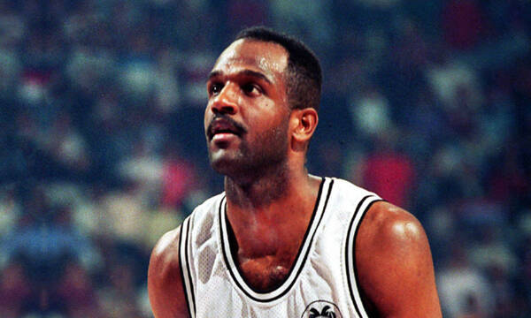 ΠΑΟΚ - Παναθηναϊκός AKTOR: Αποθέωση για Μπάρλοου στην Πυλαία 