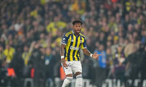  Ολυμπιακός: «Σε συζητήσεις με τον Φρεντ»