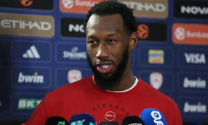 Χολ: «Πρέπει να δώσουμε το καλύτερο, για να δώσουμε νίκες στην ομάδα»