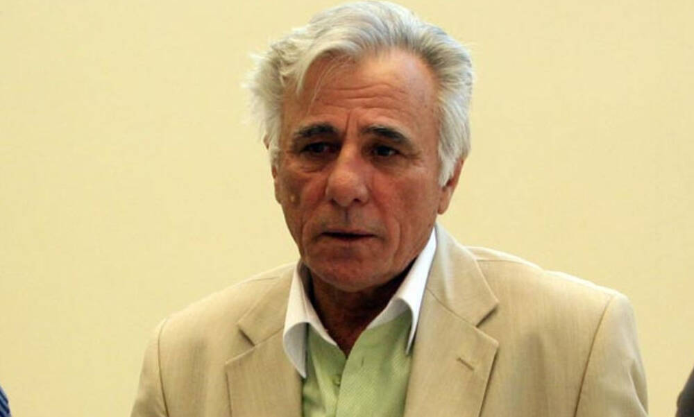 Πέθανε στα 87 του ο δημοσιογράφος Σπύρος Καρατζαφέρης