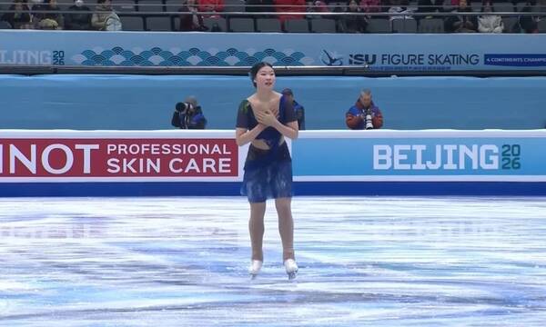 Κινέζα αθλήτρια διέπρεψε στο καλλιτεχνικό πατινάζ με την «Αστερομάτα» -  Βίντεο