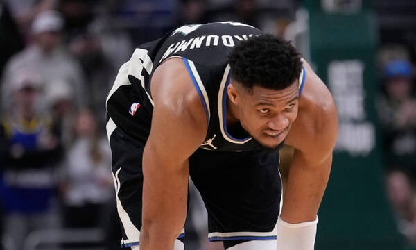 Μιλγουόκι Μπακς: «Πάγωσαν» με Αντετοκούνμπο - Μένει εκτός για 1,5 μήνα