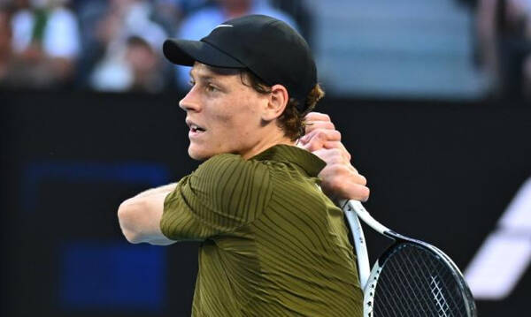  Australian Open: «Καθάρισε» ο Σίνερ και πήρε την πρόκριση 