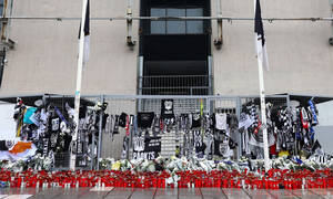 Αλλαγή ώρας στην άφιξη του C-130 με τις σορούς των επτά φιλάθλων του ΠΑΟΚ