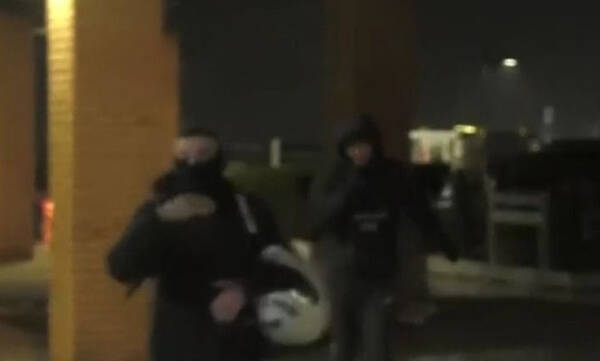 Θεσσαλονίκη: Επίθεση σε τηλεοπτικό συνεργείο on air έξω από το νοσοκομείο «Παπαγεωργίου»