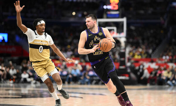 NBA: Νέο σόου Ντόντσιτς, τριπλ νταμπλ από το ημίχρονο κι επίδειξη δύναμη των Λέικερς!