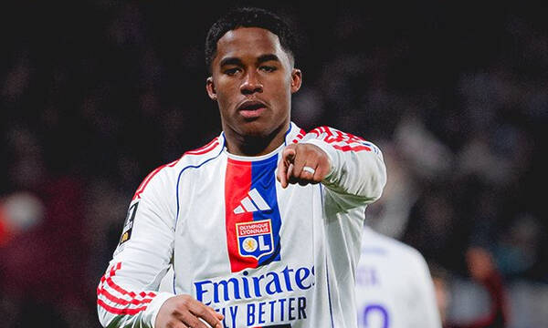 &Omicron; Έ&nu;&tau;&rho;&iota;&kappa; &psi;&eta;&phi;ί&zeta;&epsilon;&iota; &Kappa;&rho;&iota;&sigma;&tau;&iota;ά&nu;&omicron; &omega;&sigmaf; &tau;&omicron;&nu; GOAT &tau;&omicron;&upsilon; &pi;&omicron;&delta;&omicron;&sigma;&phi;&alpha;ί&rho;&omicron;&upsilon;