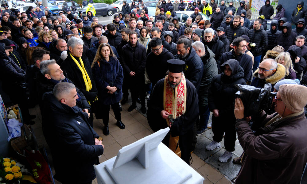 Άλκης Καμπανός: Τρισάγιο στη μνήμη του - Το μήνυμα της μητέρας του - «Παρών» και ο Σιάο