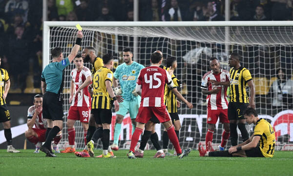«Δεν έπρεπε να παρέμβει ο VAR στο πέναλτι του Ολυμπιακού»
