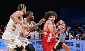 Ντουμπάι - Ολυμπιακός 108-98 (παρ.): «Στοπ» στα Εμιράτα για τους «ερυθρόλευκους»