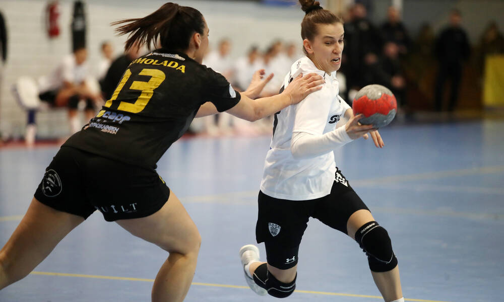 Χάντμπολ Γυναικών: Ο ΠΑΟΚ επικράτησε στο ντέρμπι «Δικεφάλων» 