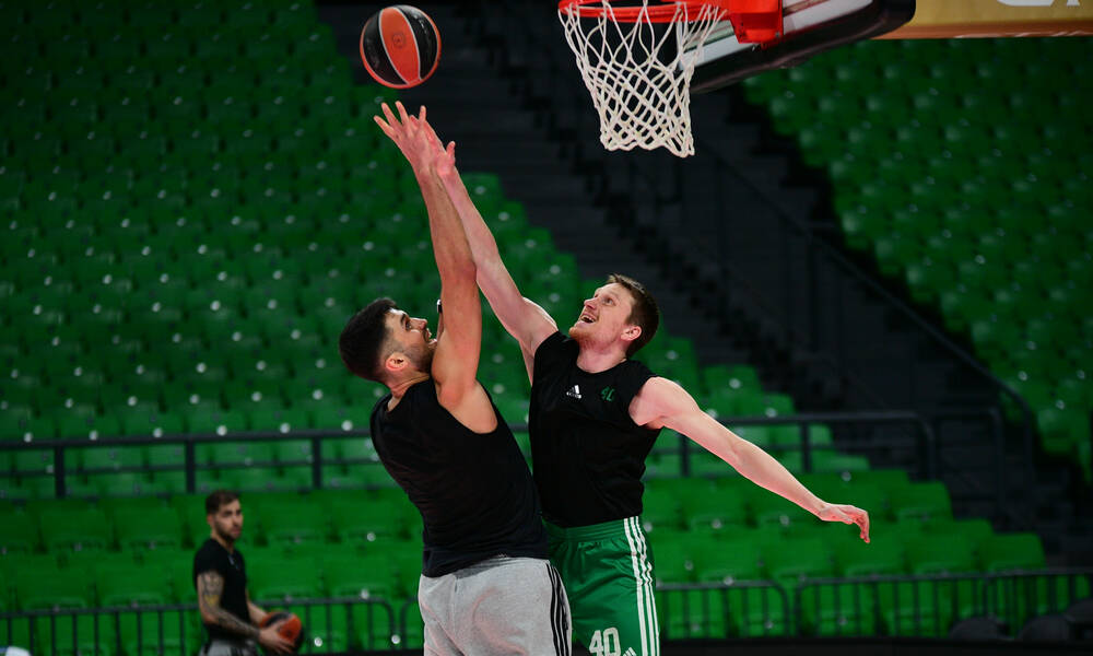  Παναθηναϊκός AKTOR: Με Γιούρτσεβεν και Γκριγκόνις η 12άδα με Παρτιζάν