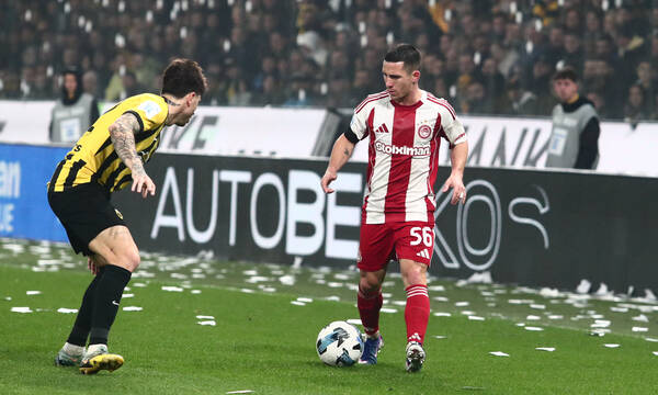 ΑΕΚ - Ολυμπιακός: Πειθαρχική δίωξη σε Ποντένσε για την ομπρέλα