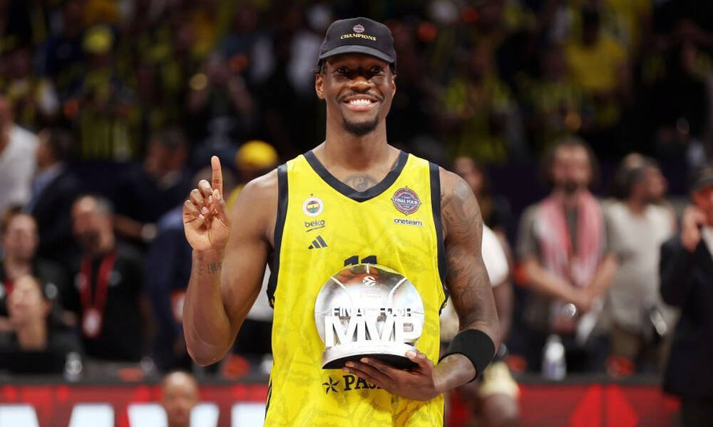 Ελεύθερος και τυπικά ο Χέιζ-Ντέιβις, στρέφει το βλέμμα στην EuroLeague