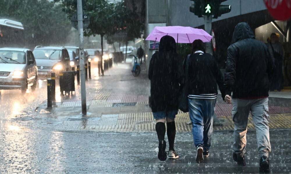 Καιρός: Ισχυρές βροχές και καταιγίδες έως την Παρασκευή - Η πρόγνωση Ζιακόπουλου