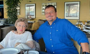 Αταμάν: «Έχασα τη γλυκιά μου μαμά»