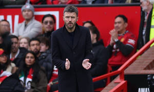 Έσωσε τον βαθμό η Μάντσεστερ Γιουνάιτεντ, αλλά δεν έστειλε για... κούρεμα τον Φρανκ Ίλετ